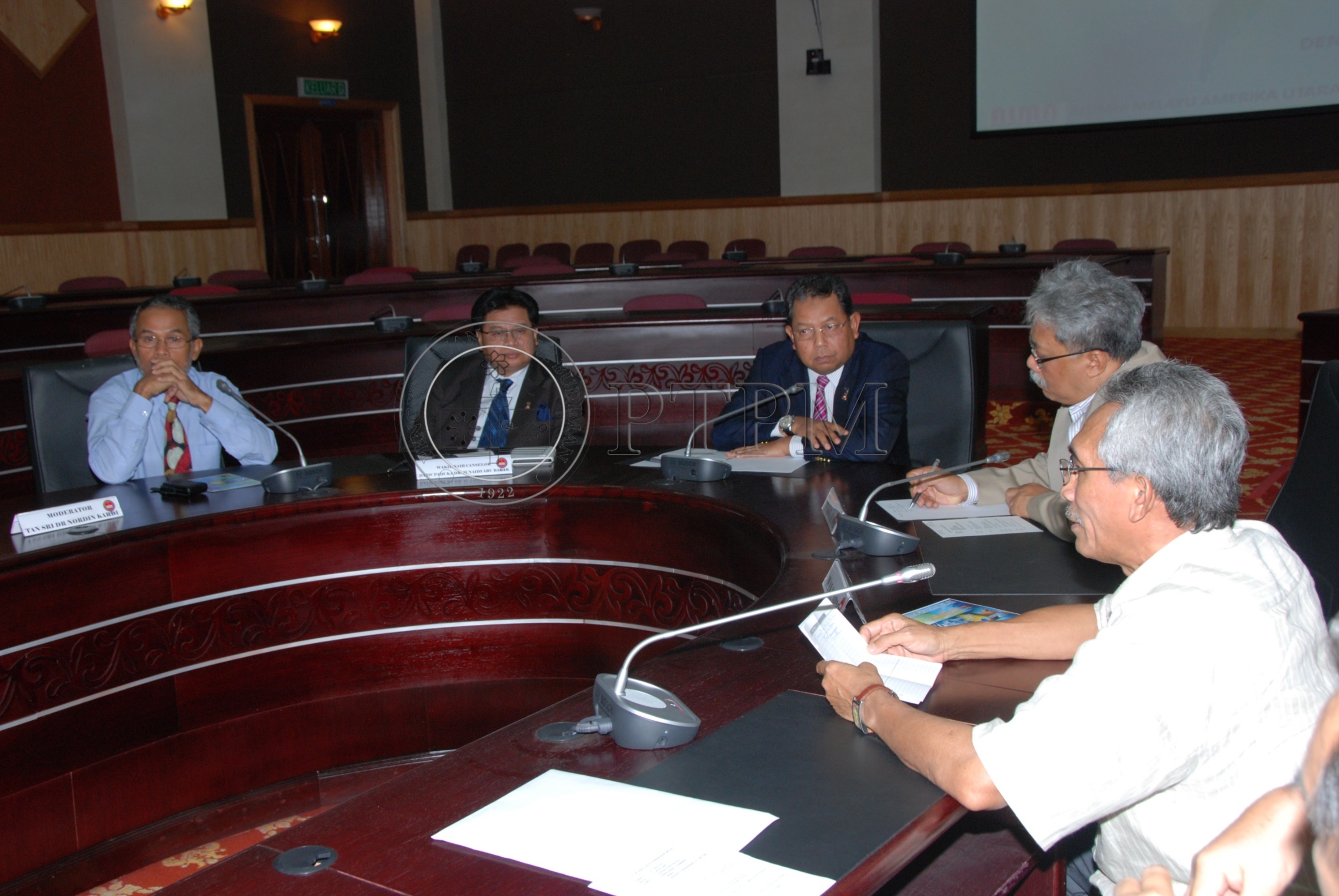 PTPM 11 78 DIALOG DSC 0032